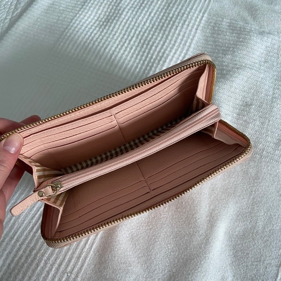 Kate Spade Leather Wallet - Picture 5 of 6